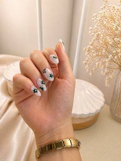 Soft Bloom Mystery Box
 – Everyday Nude Press-On Nails